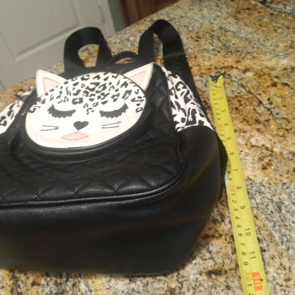 Luv Betsey Johnson Kitsch Backpack Leopard Cat Medium Bag Purse Black White - Picture 14 of 14